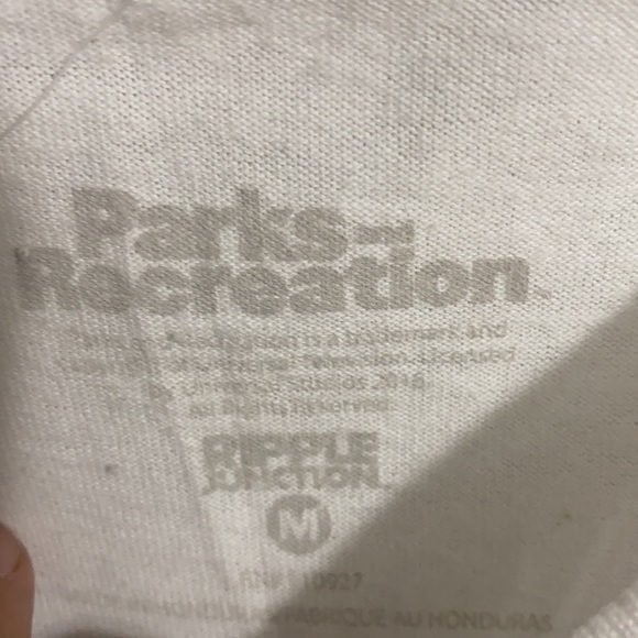 Ron Swanson Tee M w Keychain &Fat Nancy’s tackle shop🧢 - Picture 5 of 14